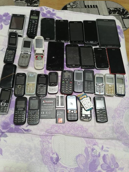 Telefoane bune si defecte