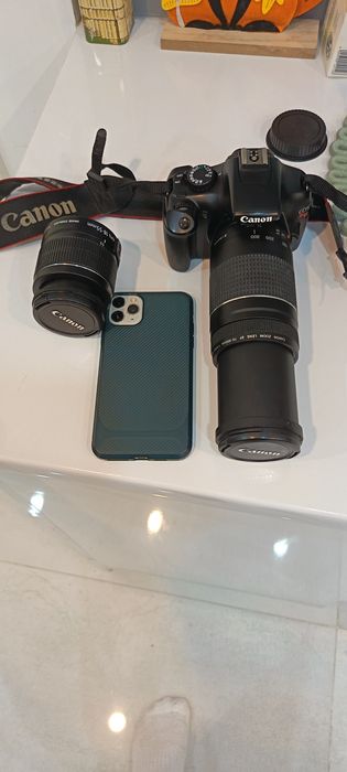 Canon Rebel T3 DSLR cu 2 obiective/ EU 1100D