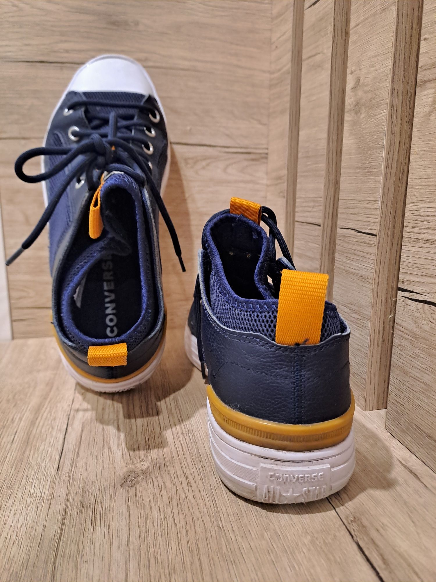 Мъжки обувки CONVERSE