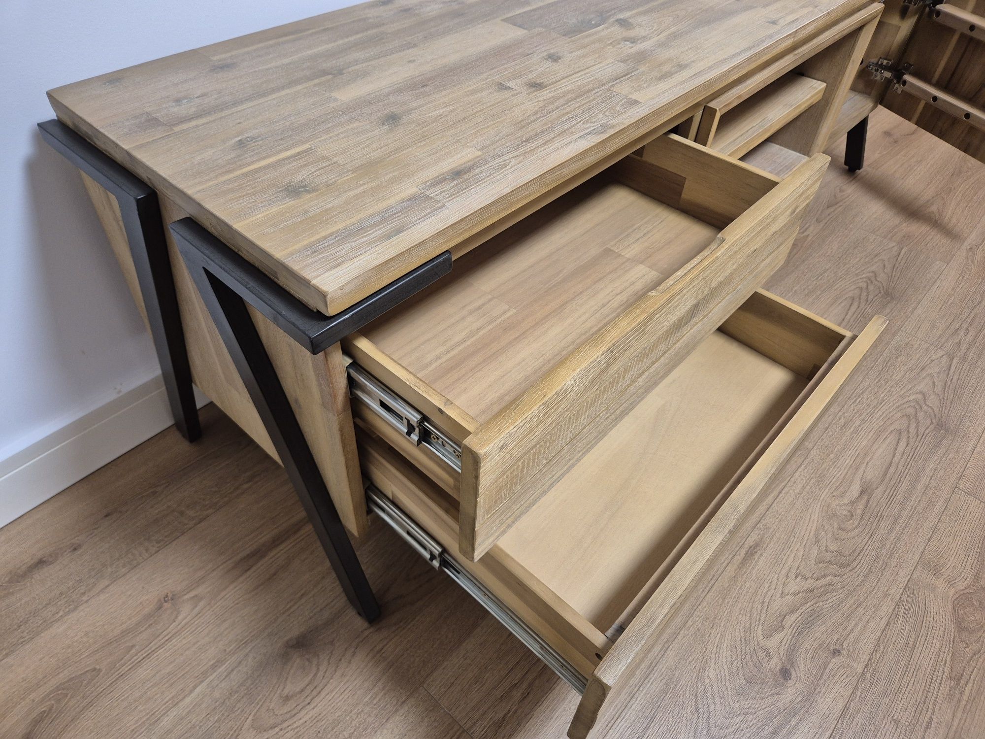 Comoda TV LEMN MASIV de SALCAM cu finisaj natural albit | 165 cm