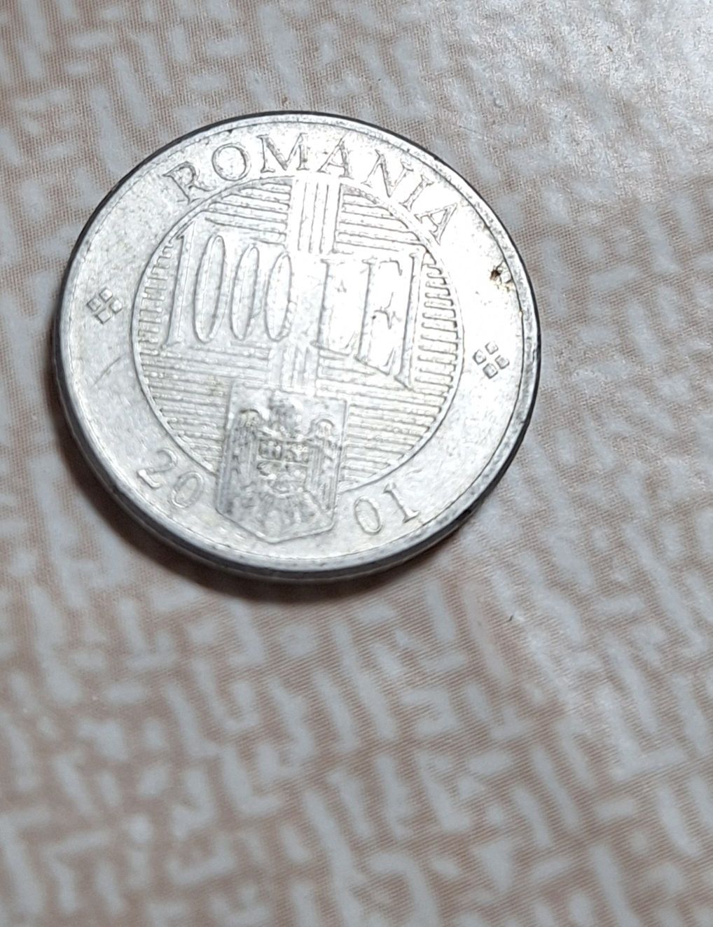 Vând monedă veche de 1000 de lei