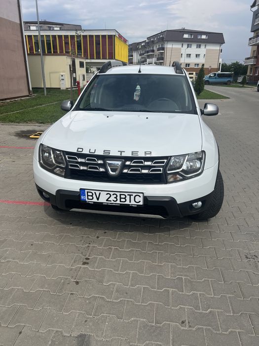 Se vine Dacia Duster