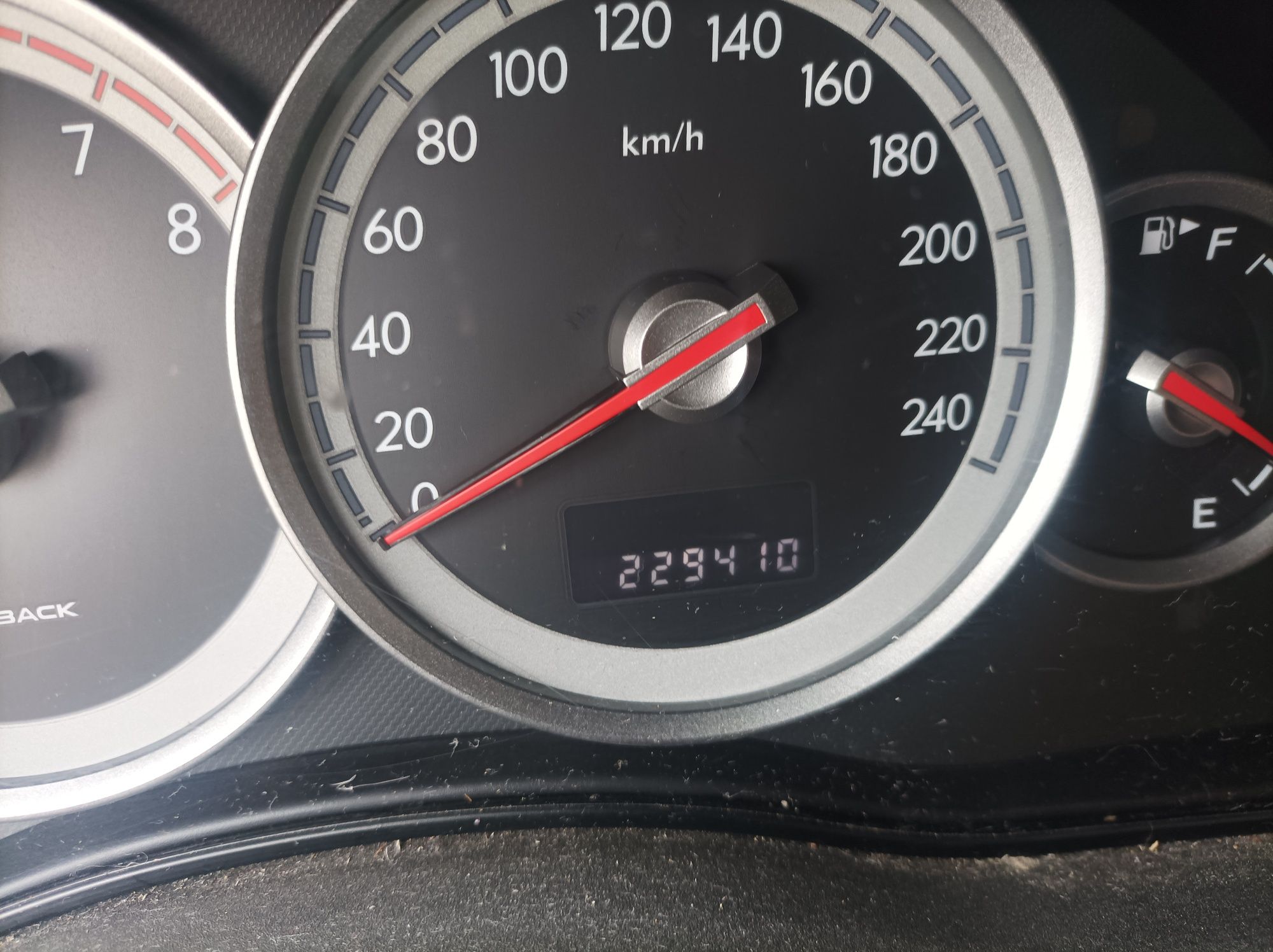 Subaru outbek 2.5 Газ