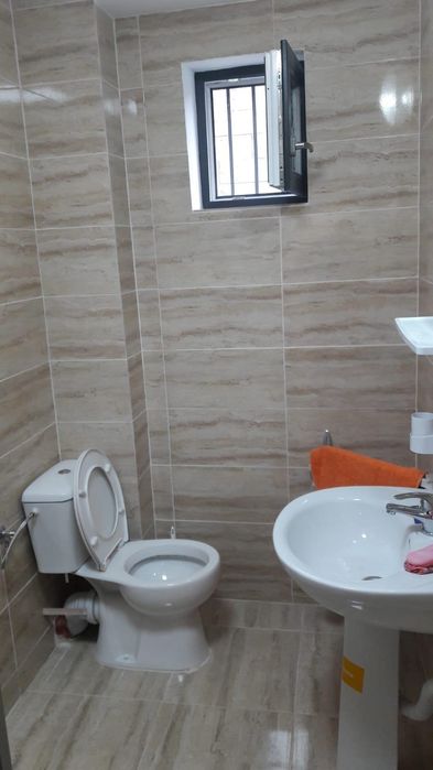Închiriez in Craiova ultracentral apartament două camere bloc nou
