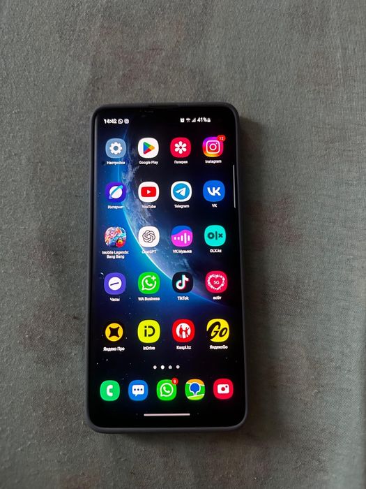 Продам или обмен Samsung galaxy s10