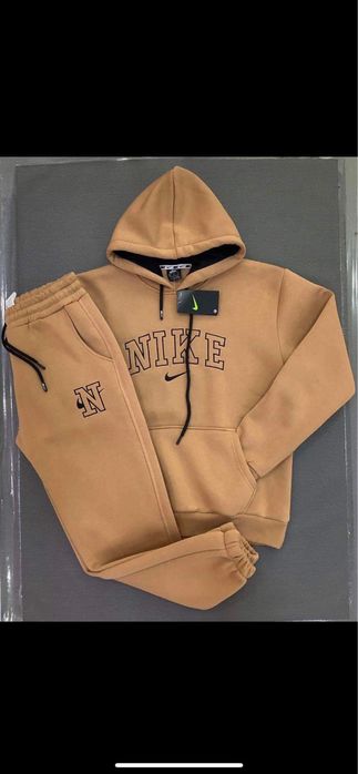 Дамски екип