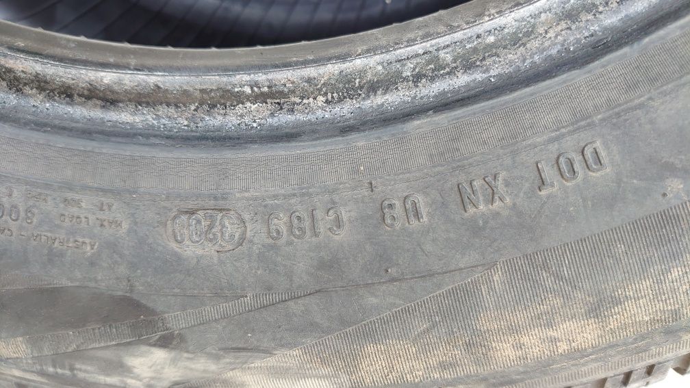 Зимни Pirelli Scorpion M+S 215 70 16