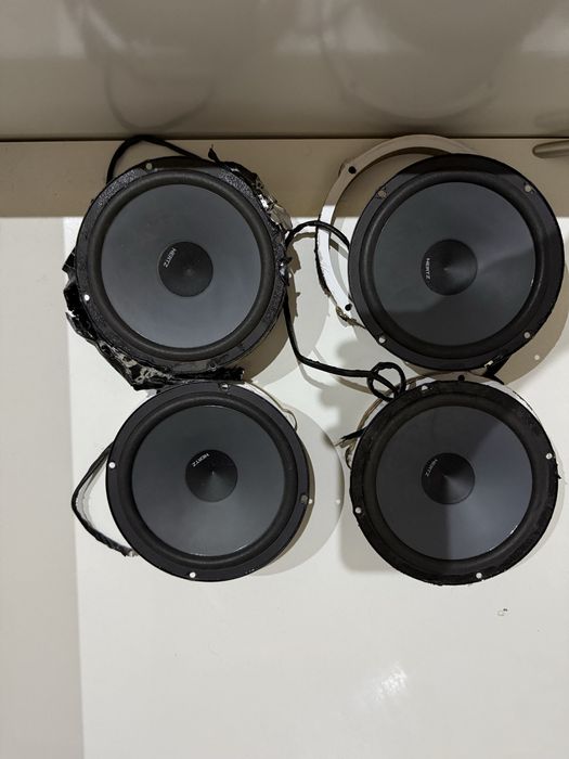 Edifier sambufer 4 ta gers kalonka usiliter pieoner 1000w sotiladi