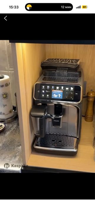 Продам кофемашину почти новую пользовалась 3 мес