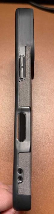 Кейс за iPhone 16 pro