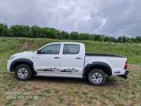 toyota hilux 2012 4x4