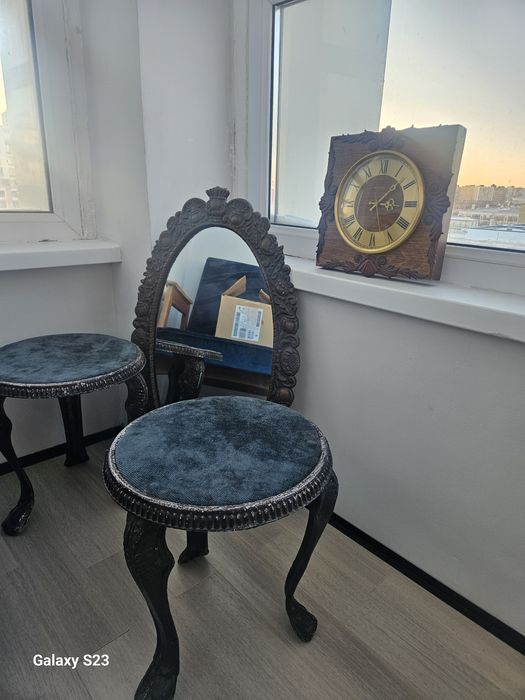 Продам зеркало вентажный с столиками алюминиевый корпус советские крес