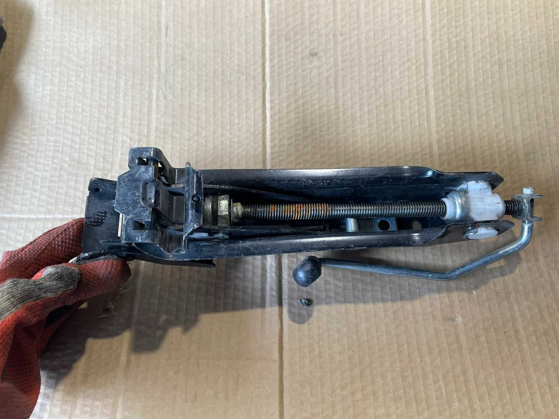 Авто Крик Авариен Крик 1K0011031T VW Golf Scirocco Eos Seat Leon Altea