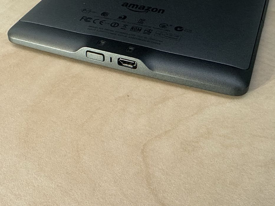 Ebook reader kindle a 4 a generatie