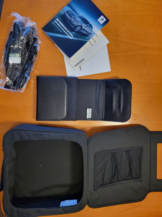 Оригинална чантичка за BMW зарядно plug-in Hybrid