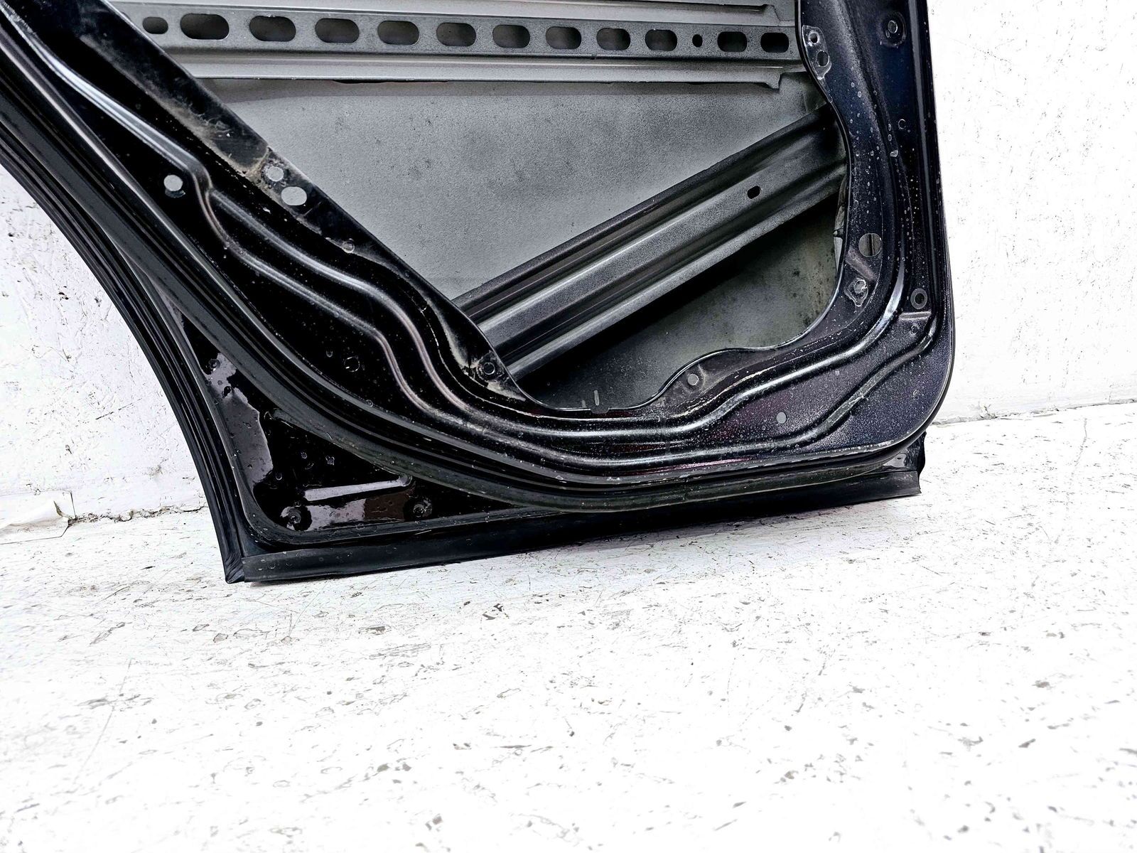 Usa stanga spate Mercedes Clasa GLK (X204) [Fabr 2008-prezent] 197 NEG