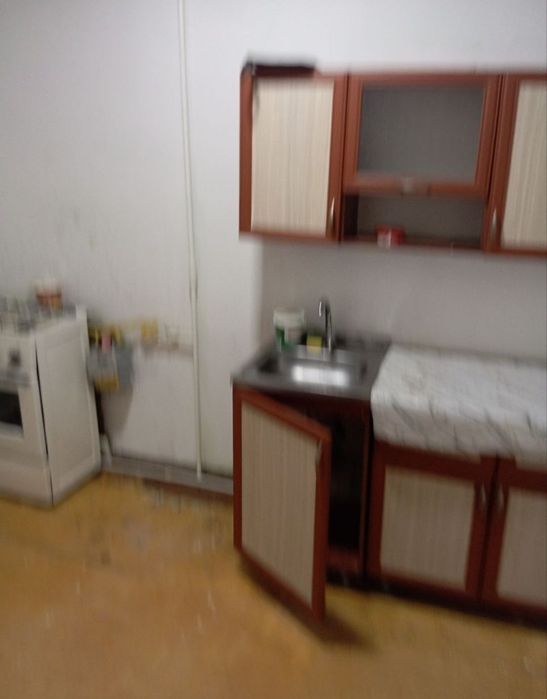 Чирчик шахар
2-микрораён  
#1-хона 2-етаж 
Квартира ижарага берилад