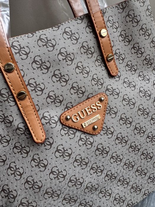 Нова дамска чанта Guess или U.S. POLO