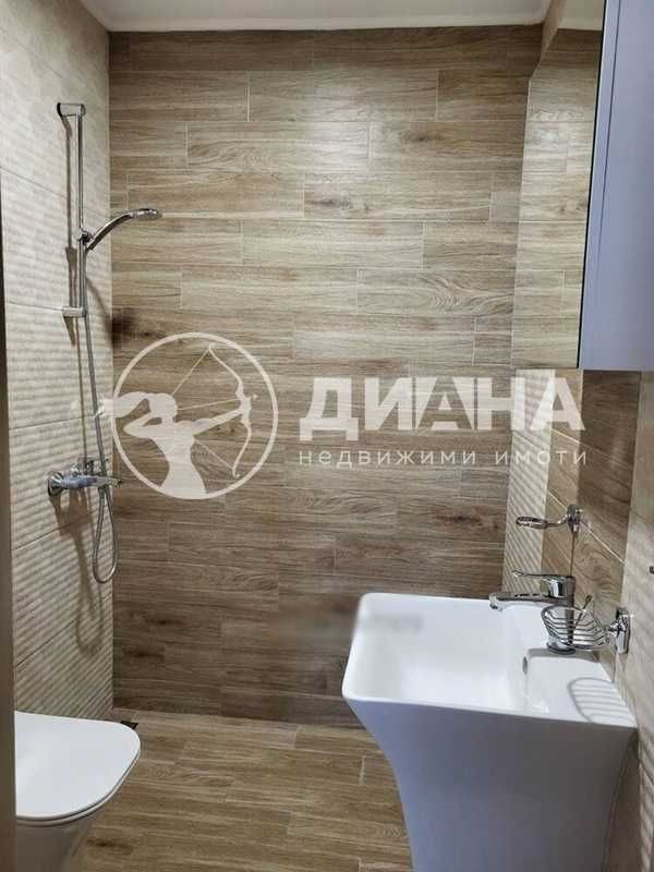 Продава се Тристаен апартамент в Пловдив, Тракия - 157 кв.м за 1529 €/кв.м - Снимка #9