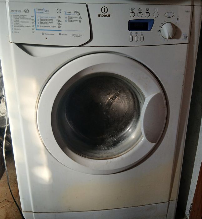 стиральная машина INDESIT