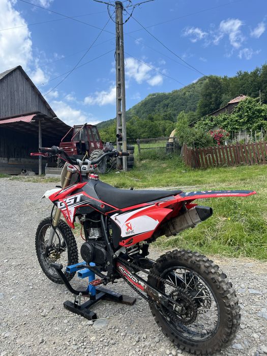 De vanzare cross 250cc an 2024