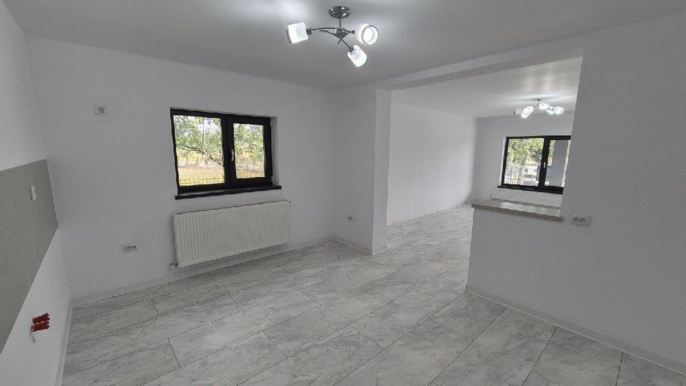 Casa  de vânzare  C DE ARGES sau schimb cu apartament+ diferența
