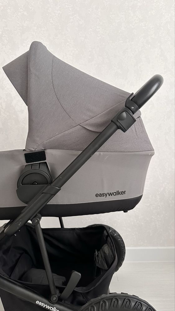 Детская коляска babywalker