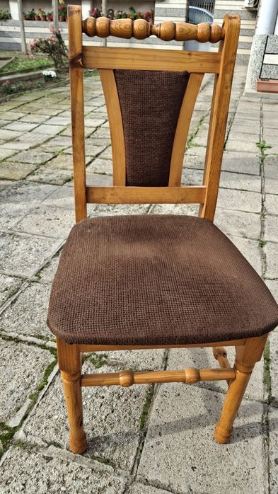 Трапезна чамова маса с 5 стола