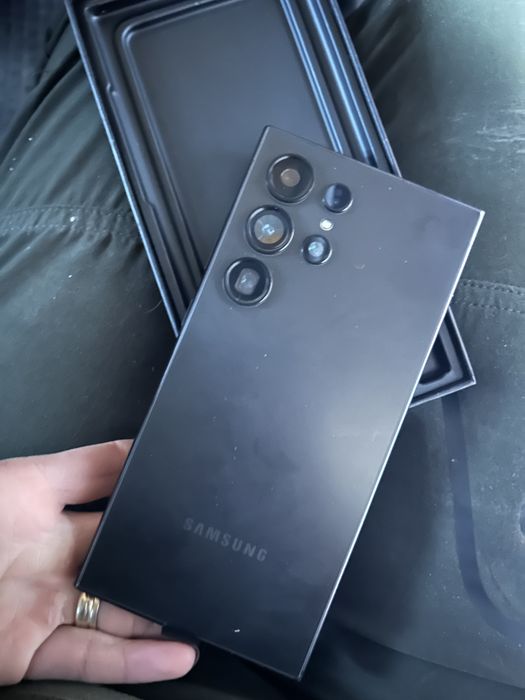 Samsung s24 ultra la cutie- copie