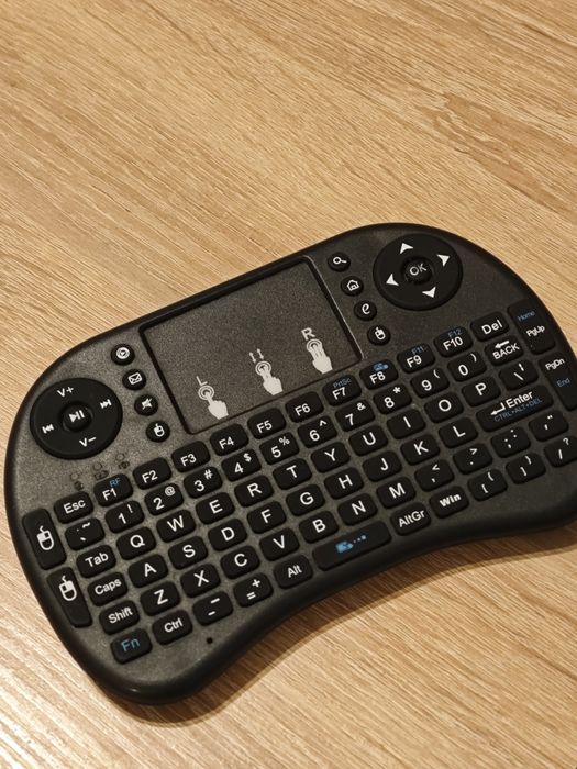 Безжична мини клавиатура, мишка, тъчпад (Mini Wireless Keyboard)