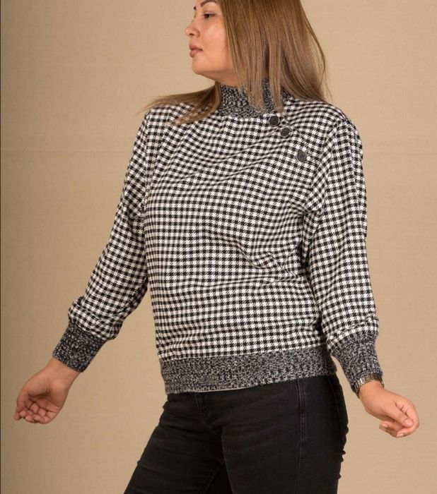 Дамска елегантна блуза голям размер 3XL