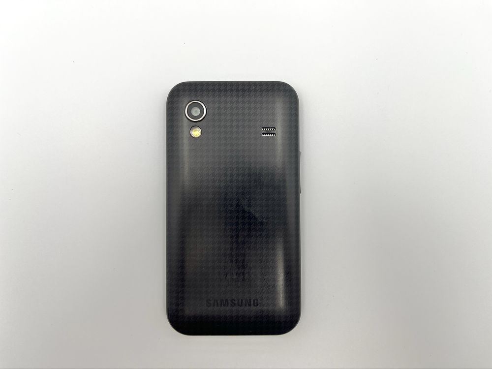 SAMSUNG Galaxy Ace HUGO BOSS - în stare foarte bună - EDIȚIE LIMITATĂ