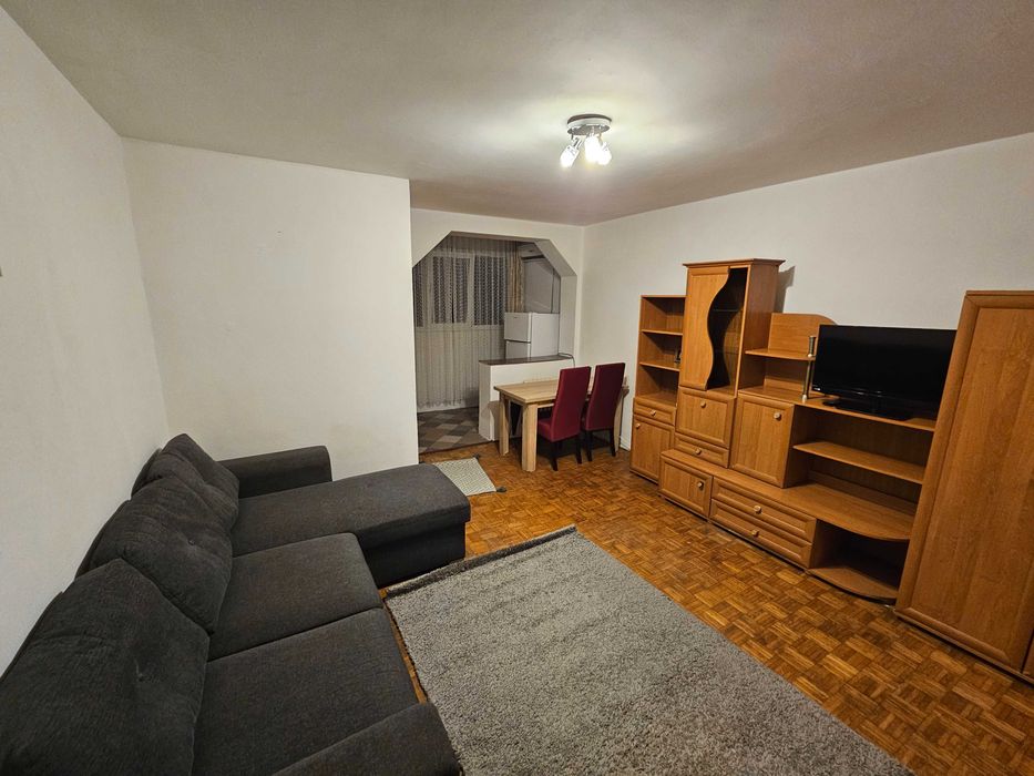 Inchiriez garsoniera Brazda G5, etaj 6