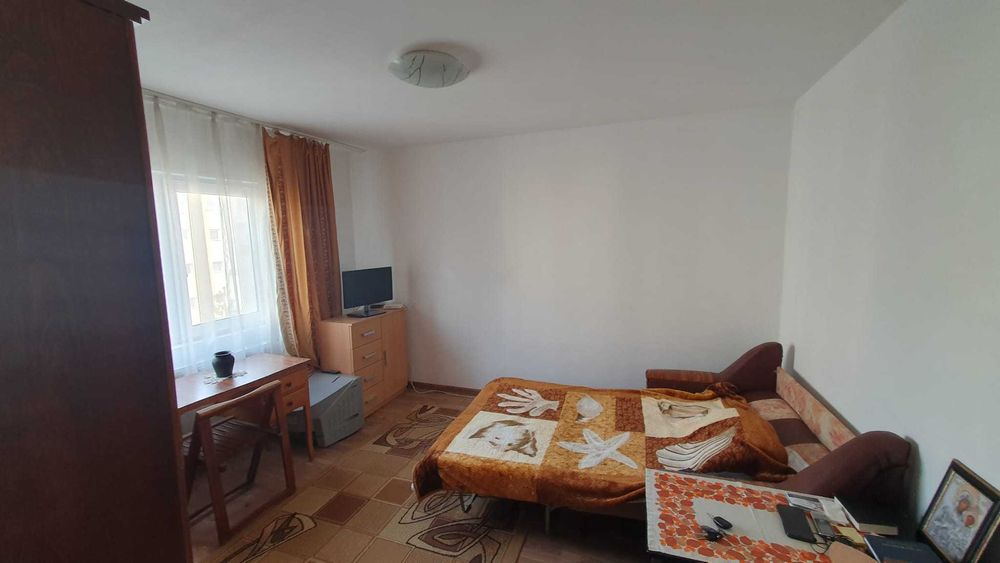 Garsoniera - Etaj 3 - Zona Piata Mihai Viteazul - Arad (Proprietar)