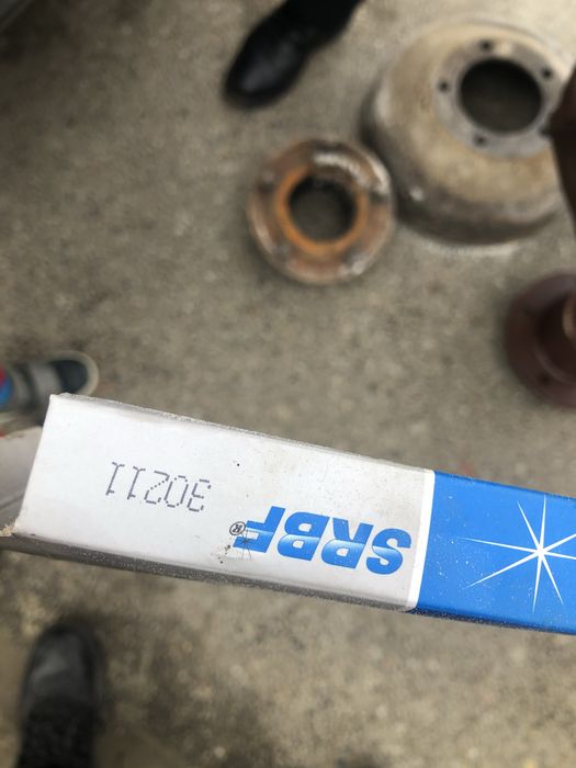 Butuc remorca megidia rpv2 monoaxa in cinci gauri