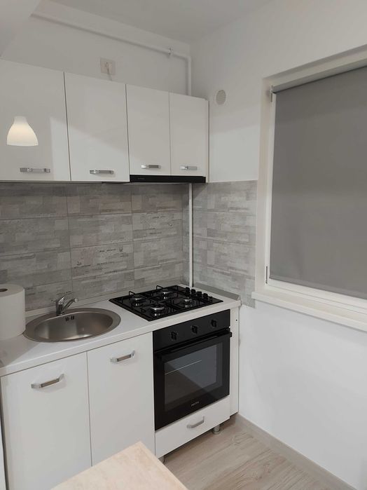 AC. Închiriez apartament lux 2 camere,regim hotelier 250 lei.
