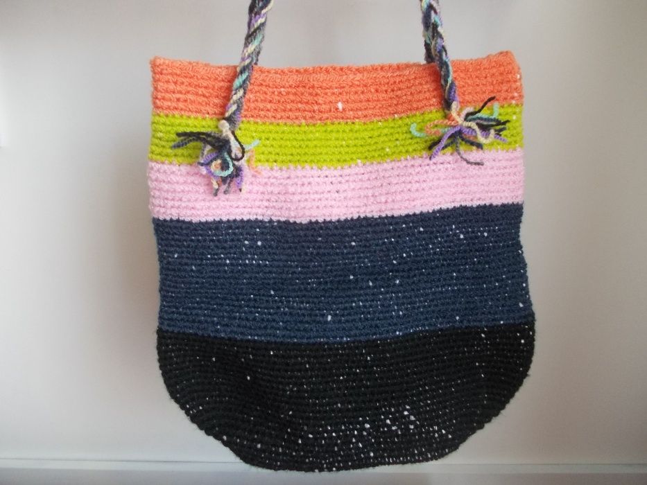 Плетени на една кука чанти