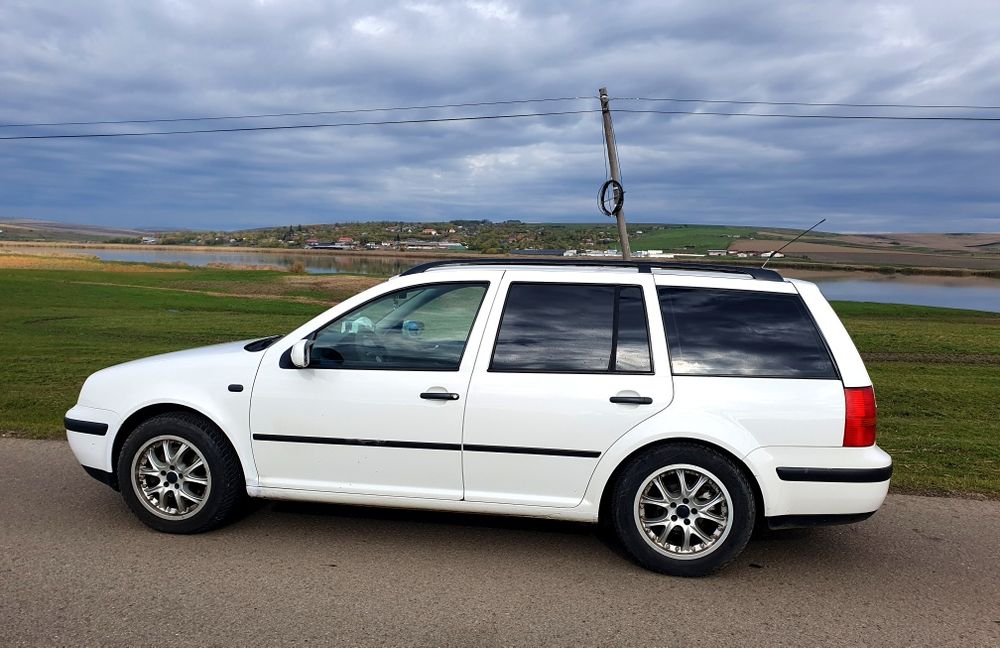 Vând golf 4,2.0 benzină +GPL