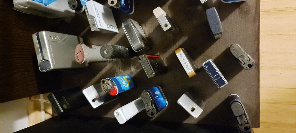 Colectie Brichete Kent Dunhill Pall Mall Marlboro Winston Sobranie Bic