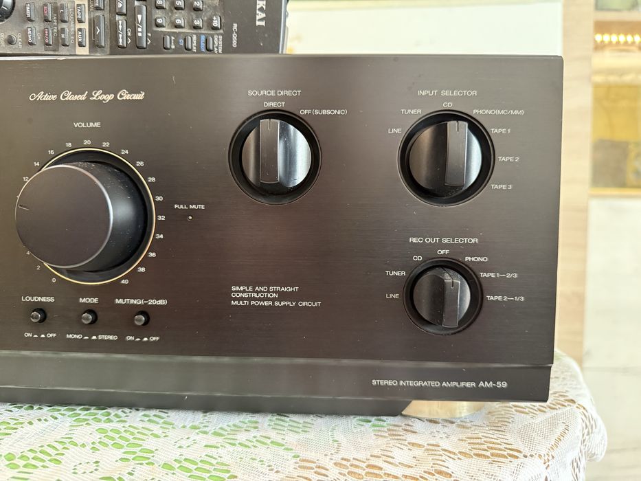 Akai  Акай AM-59 Качествен стерео усилвател