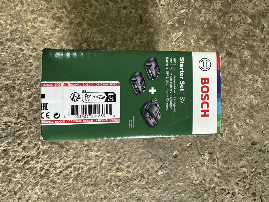 Vând set acumulatori Bosch
