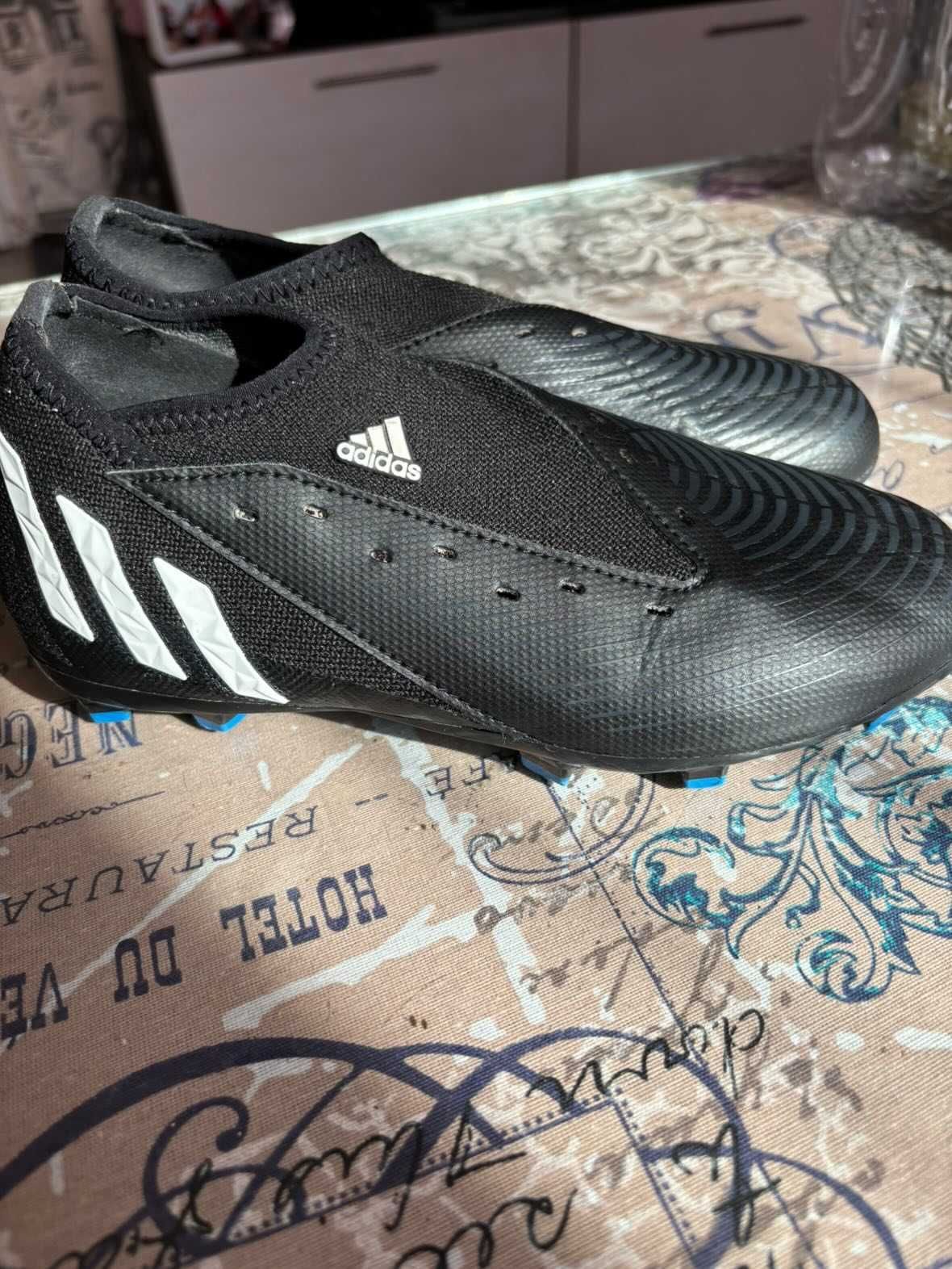 Бутонки Adidas Predators черни размер 35