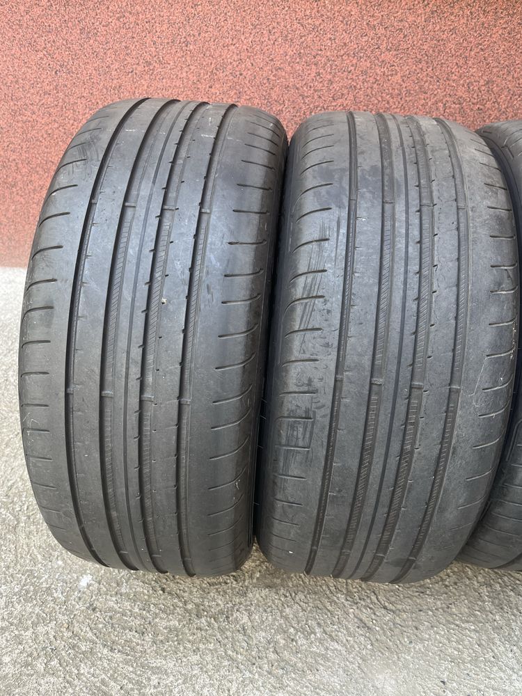 Гуми 235/45/18 Good year Eagle F1