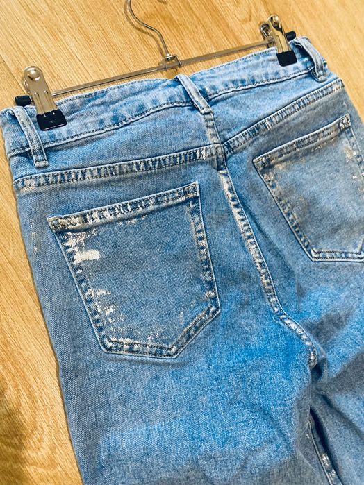 Дънки GUESS ZARA Calvin Klein Jeans Bershka Reserved