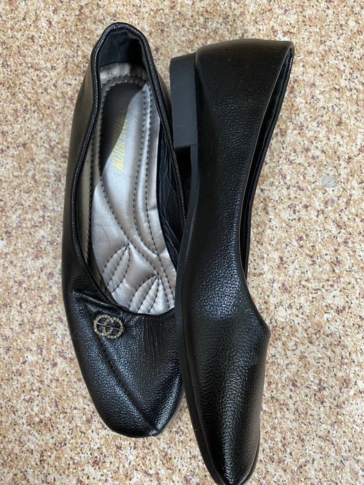 Новую  балетку  продам .