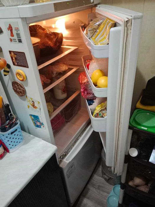 Холодильник Indesit