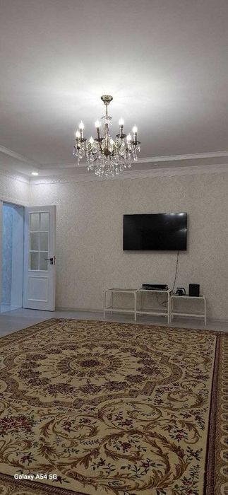 Аренда. Метро Новза. Банковский Дом с ремонтом.