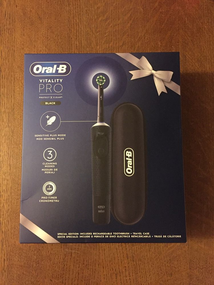 Електрическа четка за зъби Oral-B Vitality Pro, 2D