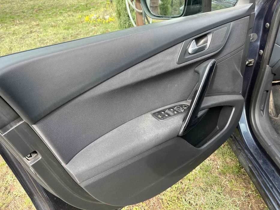 Peugeot 508 SW  EHDI