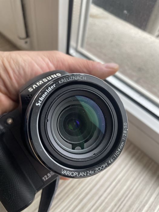 Цифров фотоапарат Samsung WB5000 - 12MP и 24х оптическо приближение